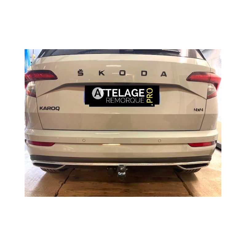 ATTELAGE SKODA KAROQ COL DE CYGNE BOSAL