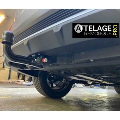 ATTELAGE DS7 DEMONTABLE SANS OUTILS BOSAL