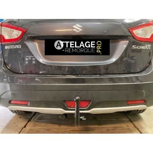 ATTELAGE SUZUKI SX4 S-CROSS 2013 DEMONTABLE SANS OUTILS EN DIAGONAL BRINK THULE