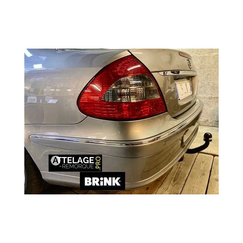 ATTELAGE MERCEDES CLASSE E W211 COL DE CYGNE BRINK / THULE
