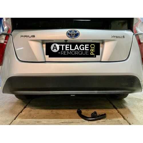 ATTELAGE TOYOTA PRIUS HYBRIDE DEMONTABLE EN DIAGONAL SANS OUTILS BRINK THULE