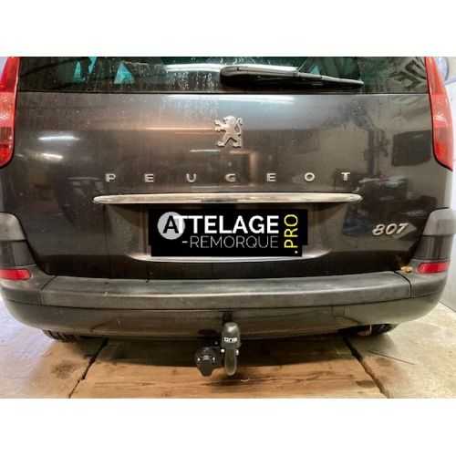 ATTELAGE PEUGEOT 807 COL DE CYGNE BOSAL