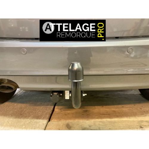 ATTELAGE MERCEDES CLASSE A W169 COL DE CYGNE BOSAL