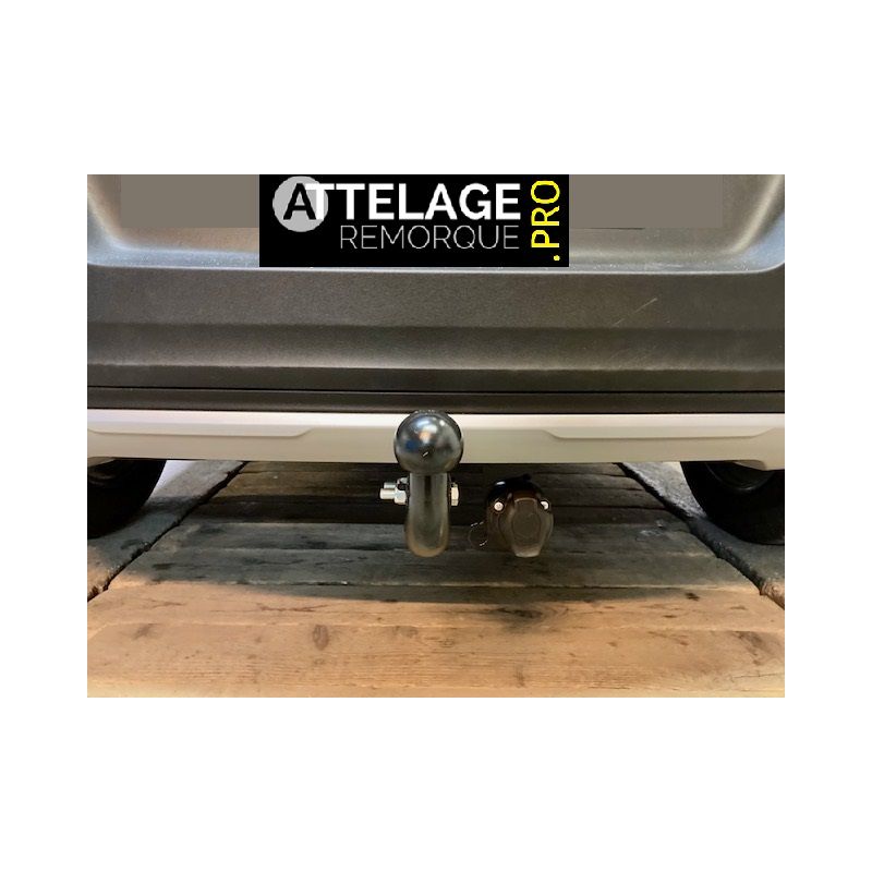 ATTELAGE VOLVO XC40 2019 COL DE CYGNE BOSAL