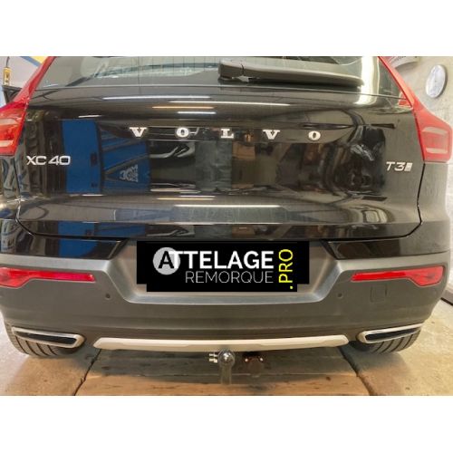 ATTELAGE VOLVO XC40 2019 COL DE CYGNE BOSAL
