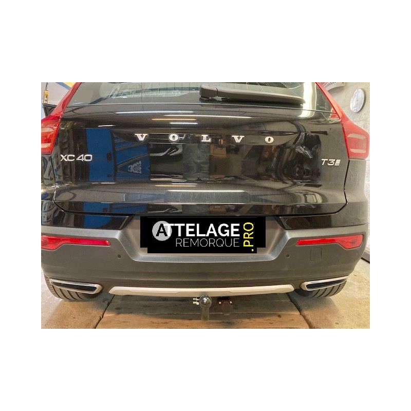 ATTELAGE VOLVO XC40 2019 COL DE CYGNE BOSAL