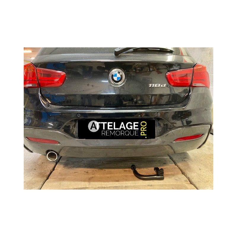 ATTELAGE BMW SERIE 1 AUSSI POUR PACK M DEMONTABLE SANS OUTILS BRINK
