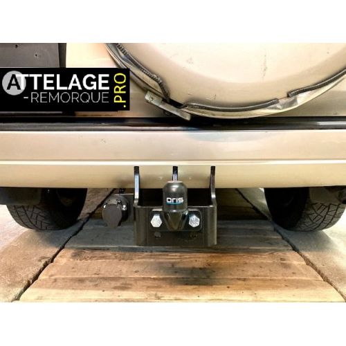 ATTELAGE TOYOTA LAND CRUISER J12 PLATINE BOSAL