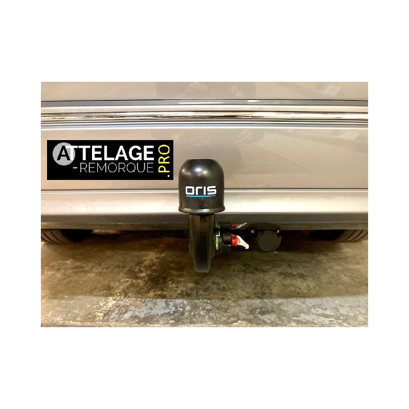ATTELAGE MERCEDES CLASSE C BREAK S204 DEMONTABLE SANS OUTILS BOSAL