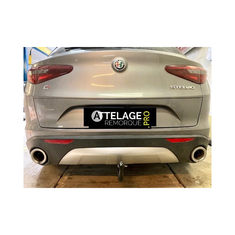 ATTELAGE ALFA ROMEO STELVIO DEMONTABLE SANS OUTILS BRINK THULE